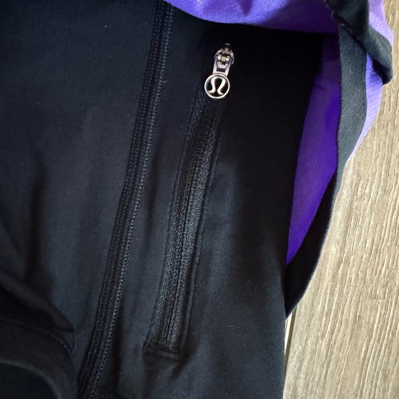 SOLD Lululemon Run Speed Squad Shorts Power Purple Black SIZE 4 RARE Running - Picture 3 of 8